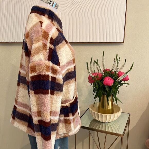 THREAD & SUPPLY FLEECE SWEATSHIRT. Size XL - Picture 4 of 6